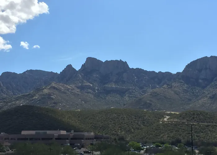 Express & Oro Valley-tucson North By Ihg Hotel
